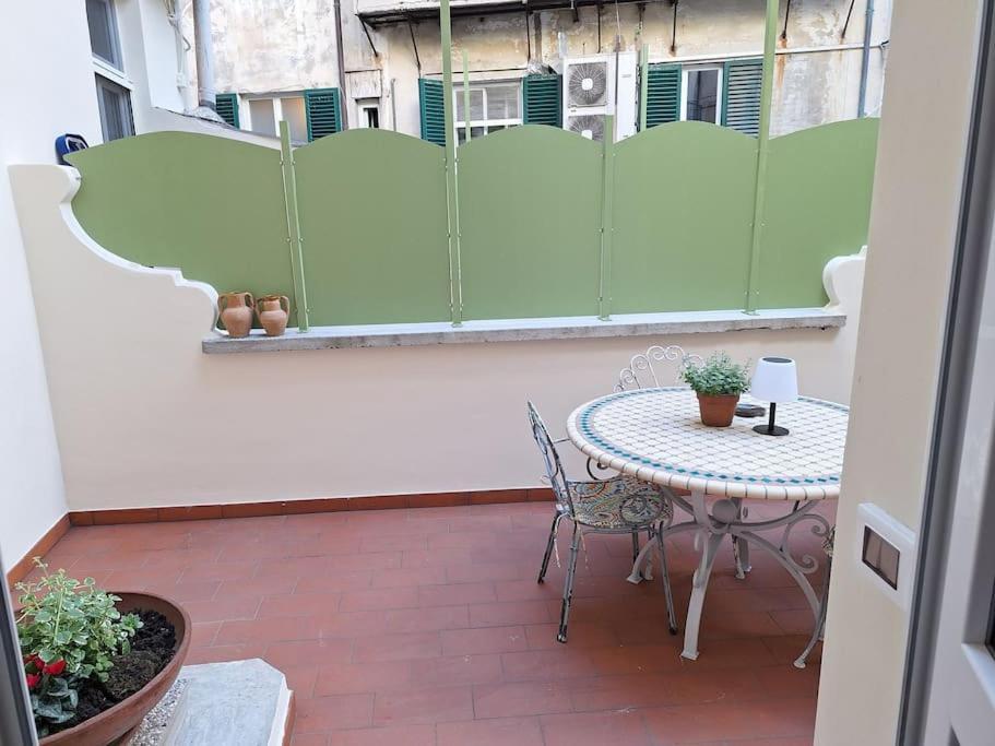 Il Talismano-In Citta -Vicino Al Mare Apartment Savona Exterior photo